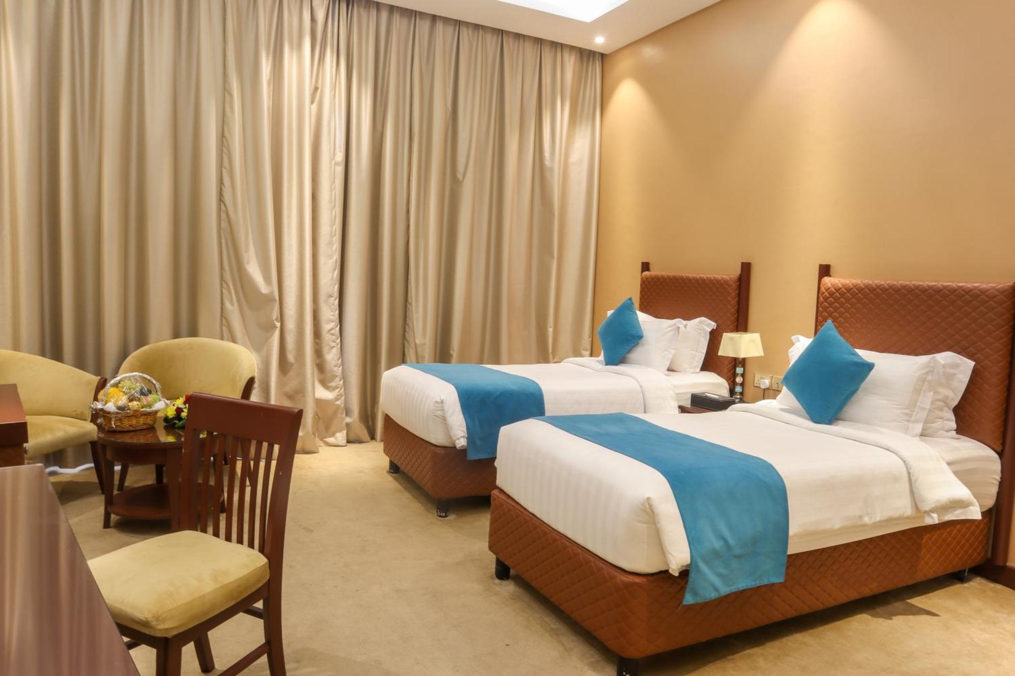 Happy Days Hotel Манама Екстериор снимка